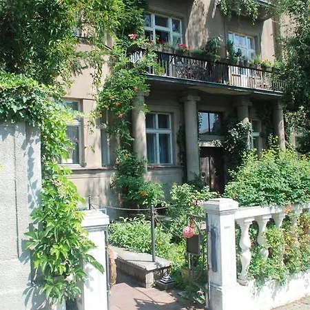 Atelier 12 * Prague