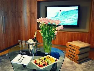 Hotel One