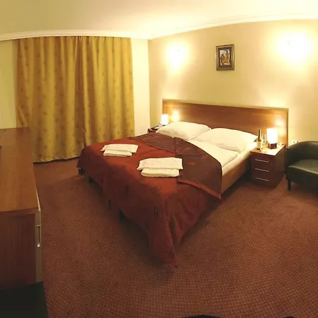 Relax Hotel 4*
