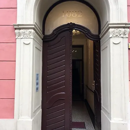 Salvator - By Apartament *