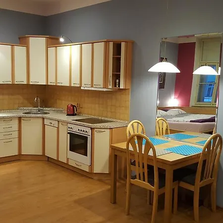Apartament Hugo *