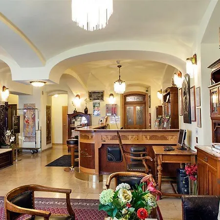 Mucha Отель 4*