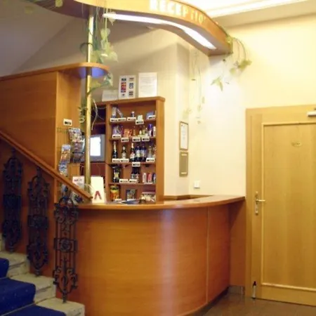 Alton Hotel
