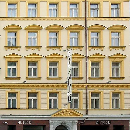 Alton Hotel 3*