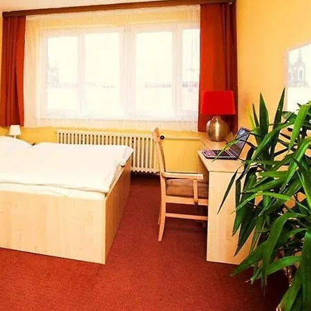 Charles 3* Praga