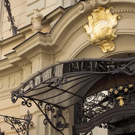 Le Palais Art Szálloda