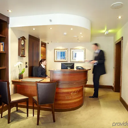 Fairmont Golden 5* Prága