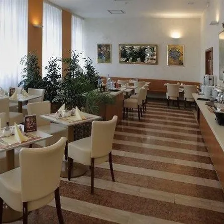 Centre Plaza Prague