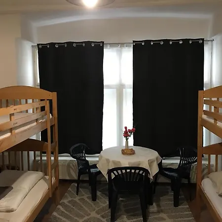 Apartment Tesla *
