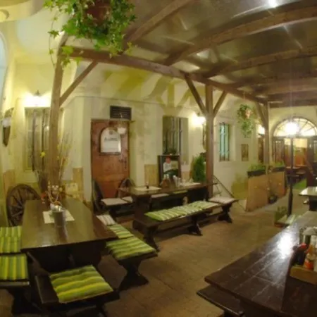 Apartment U Zlate Podkovy Prague