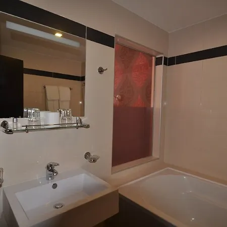 Star Hotel