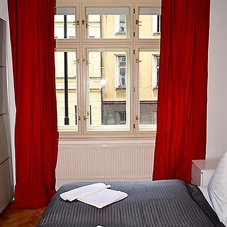 Classic 2bdr By Ruterra Apartment *