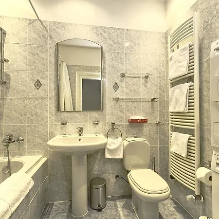 Apartment Maiselova 5 *