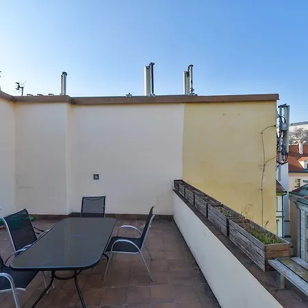 Amazing Charles Bridge Apartment Prague