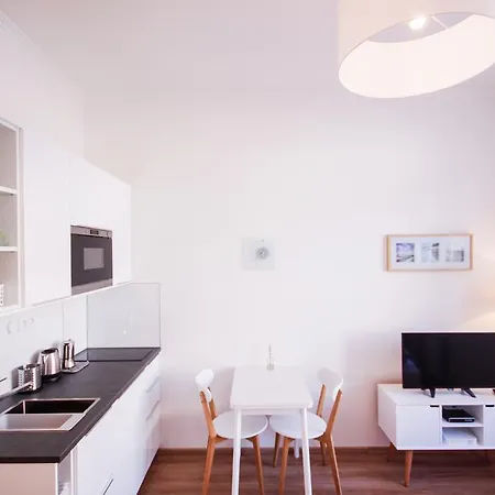 Apartment Zborovska 6 Prague