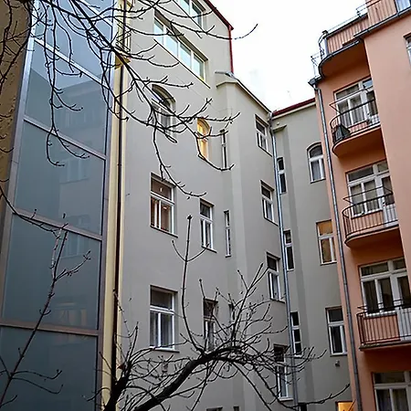Retro Ruterra Flat Apartment Prague
