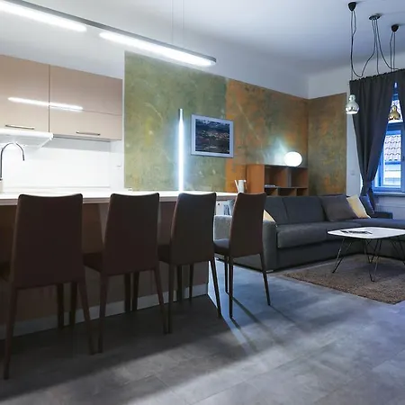 Apartment At The Blue Duckling