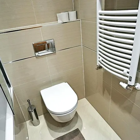 006 Angel Apartment *