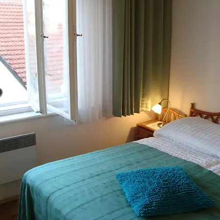 Charles Bridge Premium Residence 4*