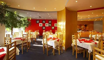 Luxury Family Bílá Labuť 4*