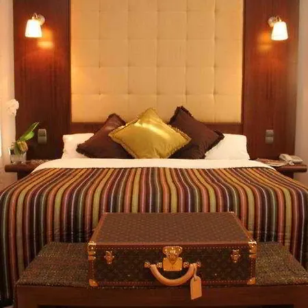 Friday Hotell 4*