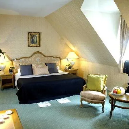 Hotell Friday Prag