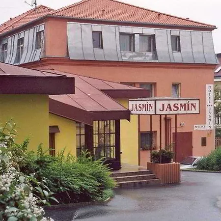 Ea Jasmín 3*