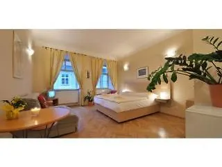 Apartment U Zlate Podkovy