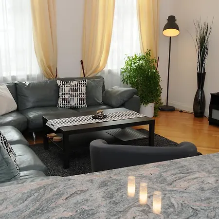 Royal Road Apartment Prague