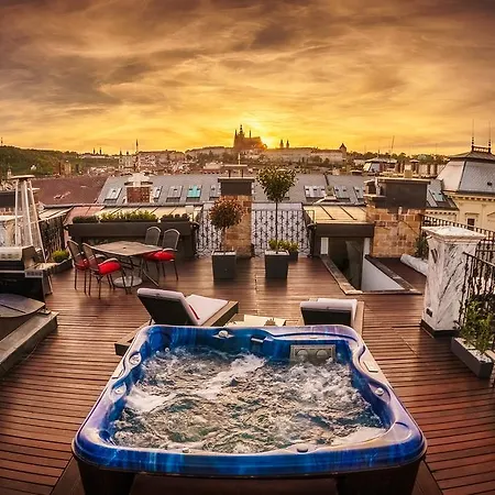 Apartment Triplex Kings In Old Town Prague