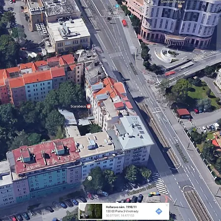 Hollarovo Namesti