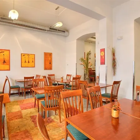 维多利亚酒店 酒店