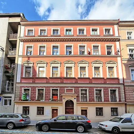 Safarikova Apartment