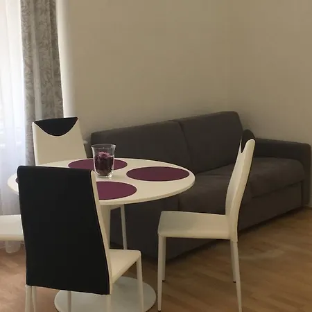 Apartment Reznicka 3 *