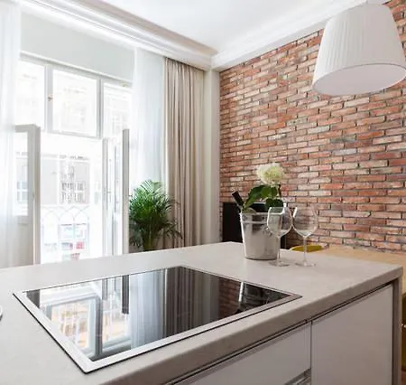 Wishlist Residences - Karlin Free Parking براغ