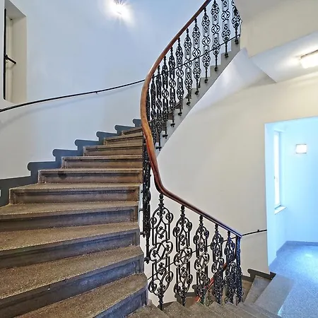 Butch Apartment