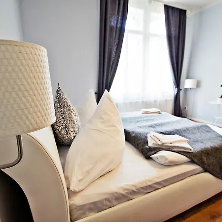 Business Class Ruterra Apartamento *
