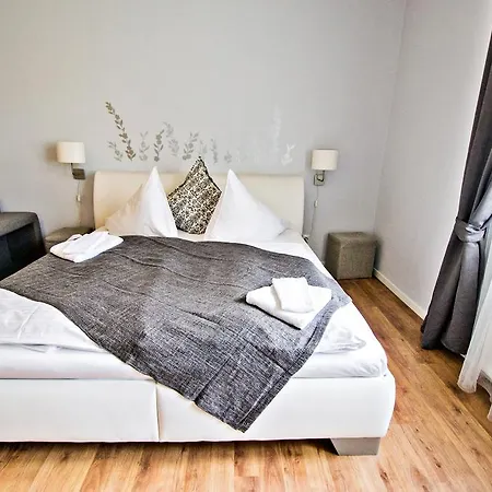 Business Class Ruterra Apartamento *