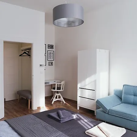 Gesse Jirsikova Apartment *