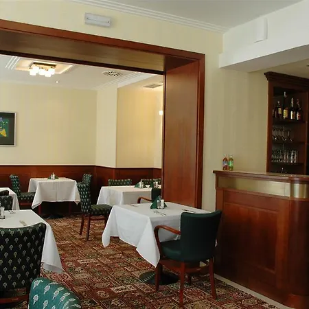 Hotell Hotel Villa