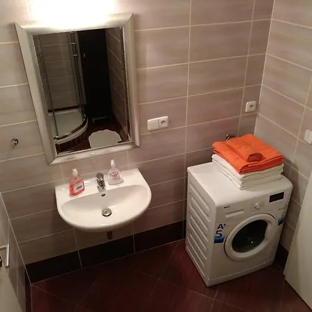 Apartment Flat 131 *