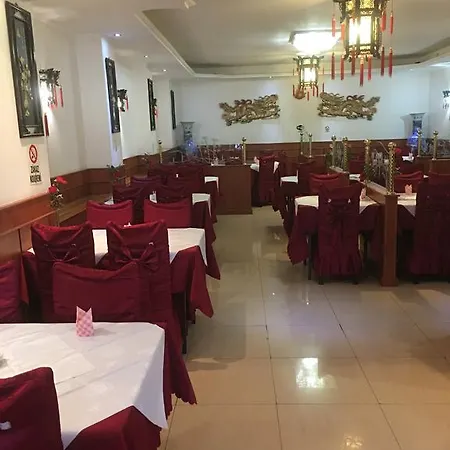 Apartmanhotel Bambus Zahrada 3*