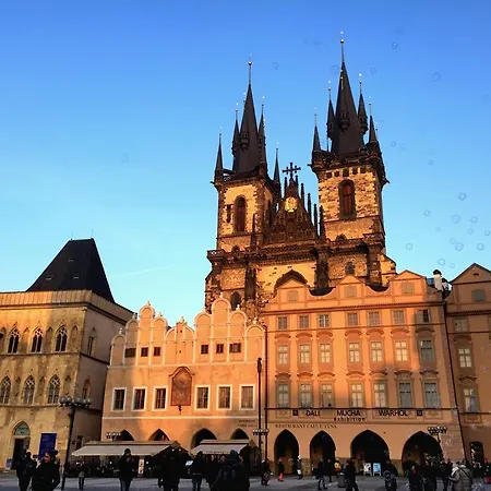 Cozy Flat By The Astronomical Clock Apartment *