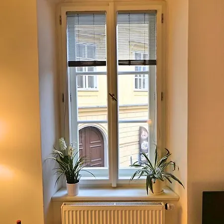 Apartment Charming Old Town Centre Studio *