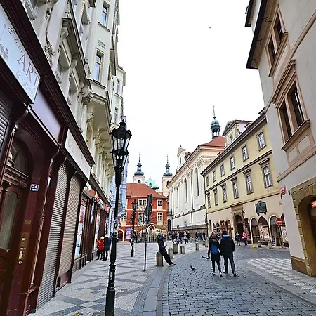 Charming Old Town Centre Studio Apartment *