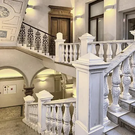 Apartment Jilska Palace