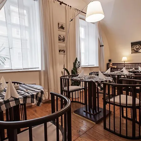Domus Henrici 4* Prag