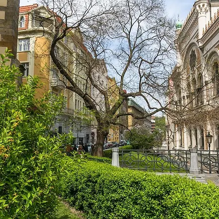 Wishlist Old Residences - Charles Bridge * براغ