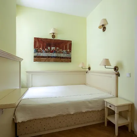 Hotel Tyn Yard 4*