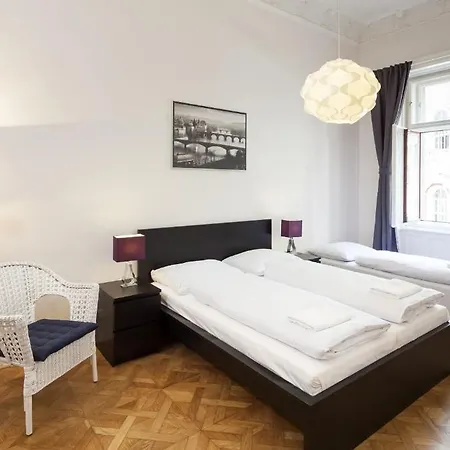 Aparthotel Capital 3*